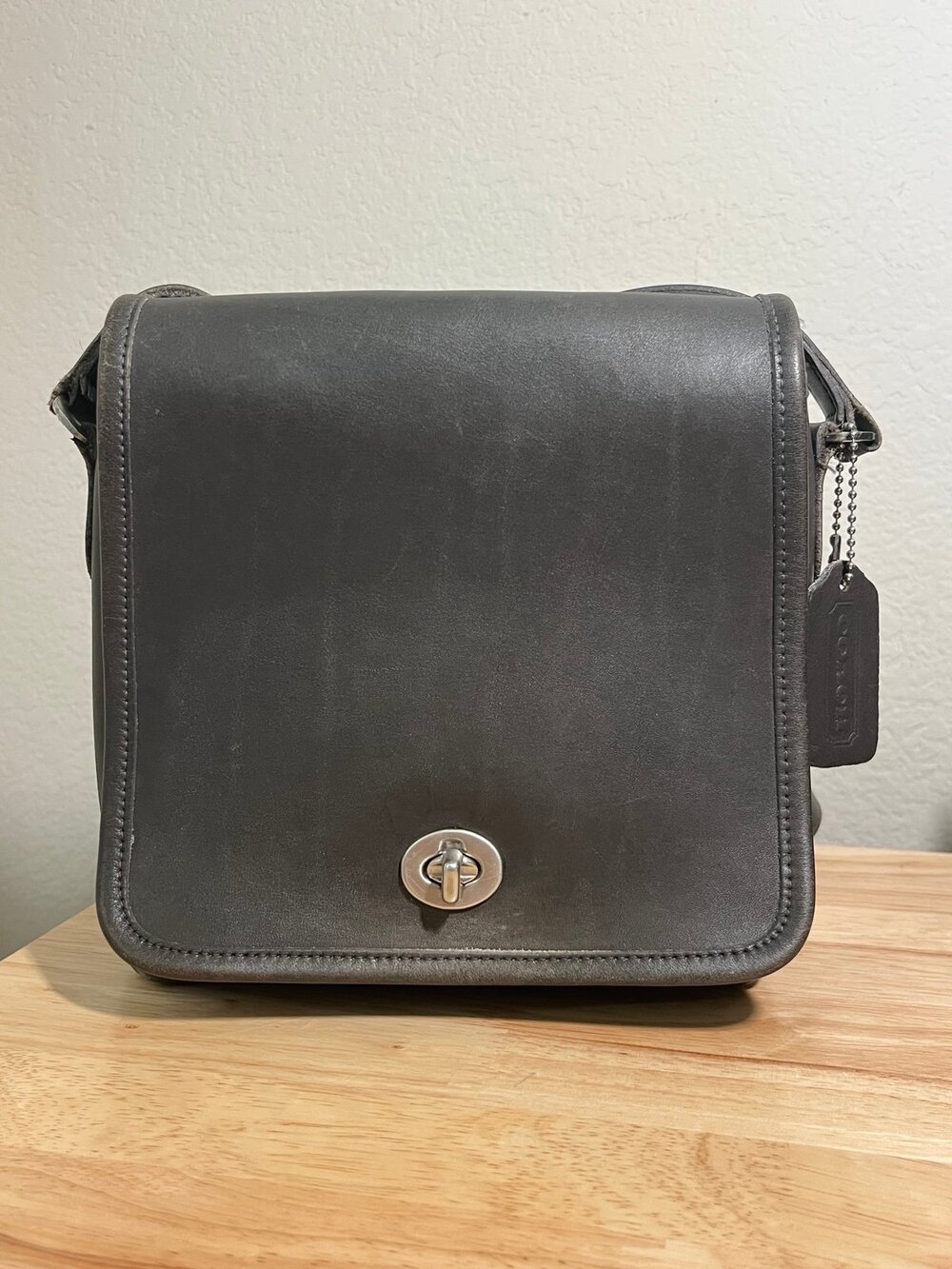 Vintage Coach Companion Flap Bag Flannel Gray Leather 9076 Crossbody